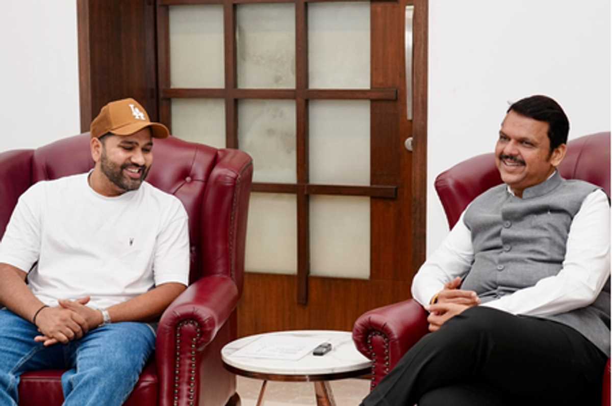 महाराष्ट्र के मुख्यमंत्री फडणवीस, रोहित शर्मा वानखेड़े स्टेडियम में एमसीए के स्टैंड अनावरण समारोह में शामिल होंगे